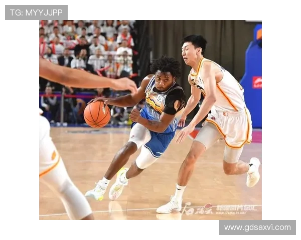 [CBA]7人得分上双 新疆男篮主场告捷.